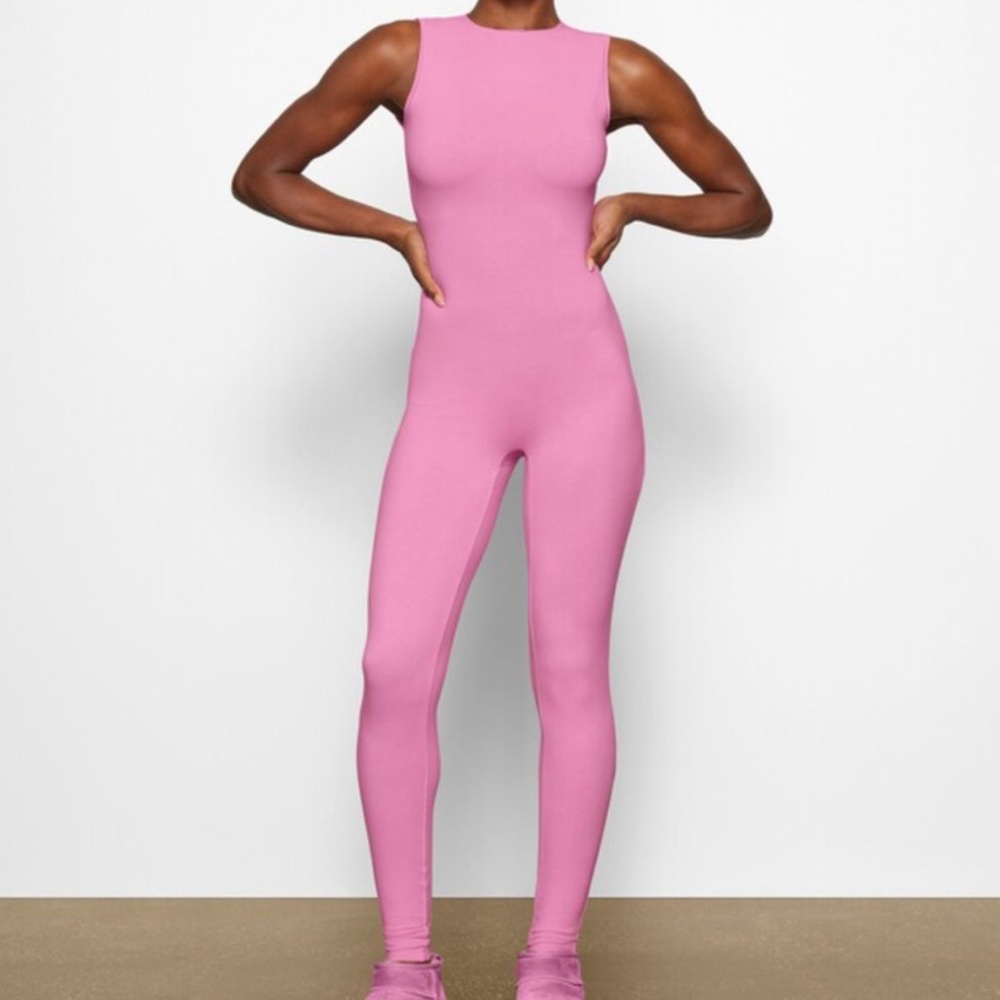 NWT Skims Bubblegum Pink Sleeveless Outdoor Crew Cotton Catsuit Jumpsuit Large